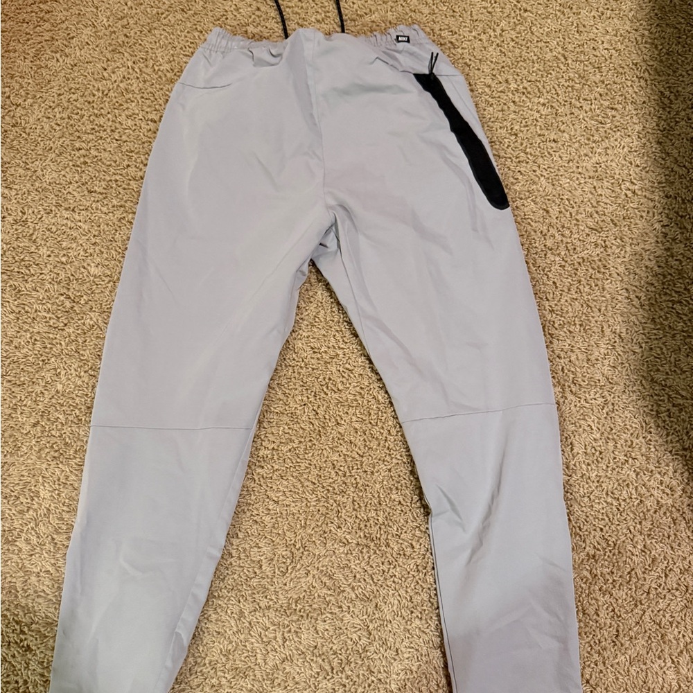 Men's Nike Tech Pants